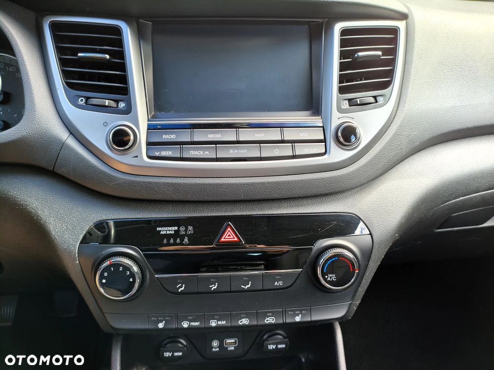 Hyundai Tucson blue 1.6 GDi 2WD Navi - 18