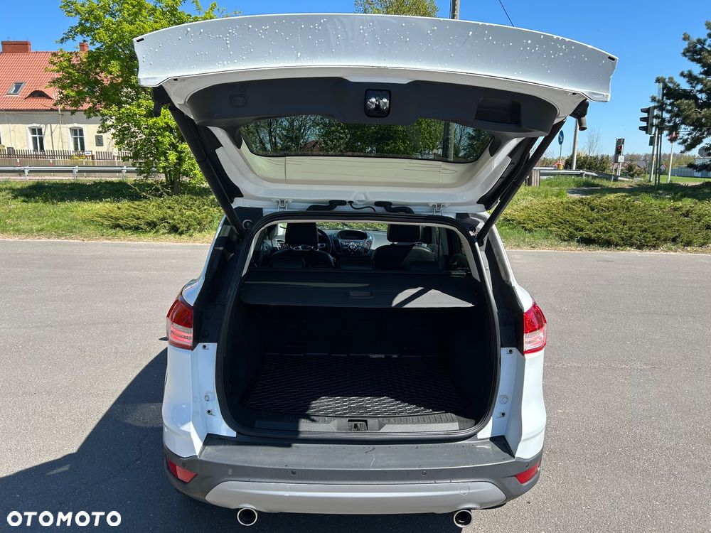 Ford Kuga - 27