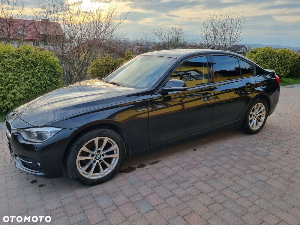 BMW Seria 3 320d xDrive Sport Line - 2