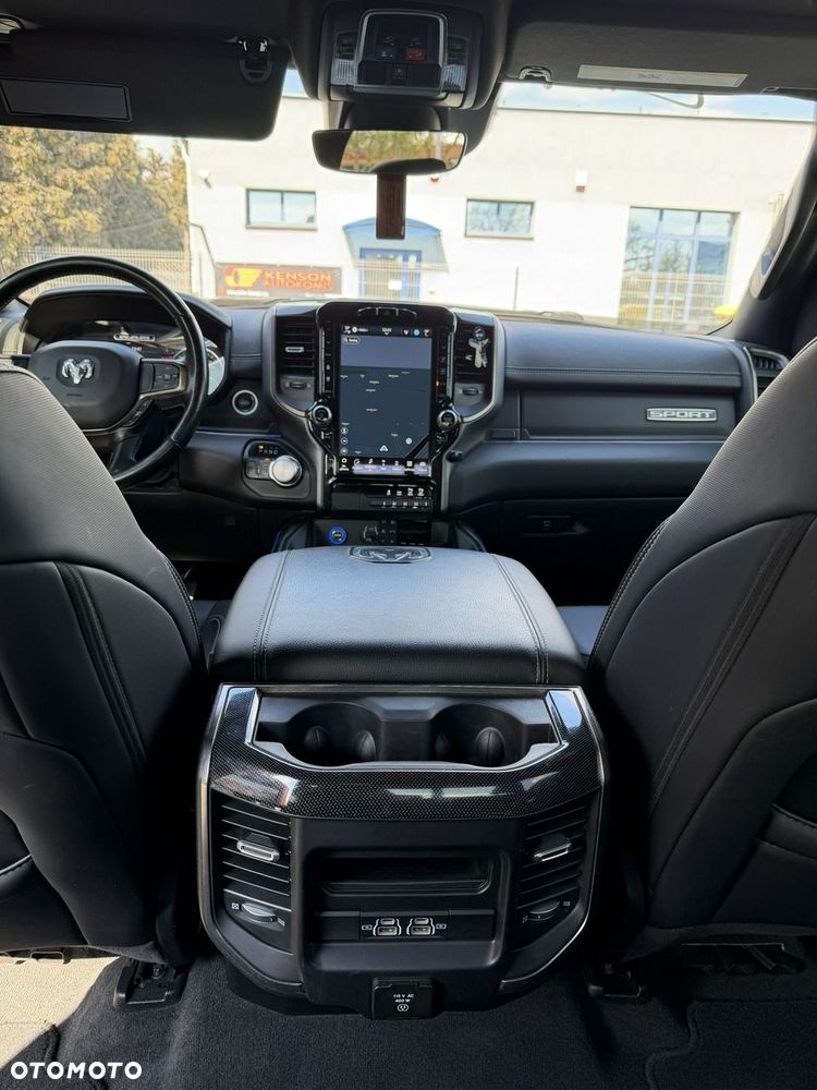 Dodge RAM - 34