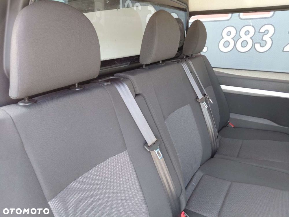 Opel Vivaro - 18