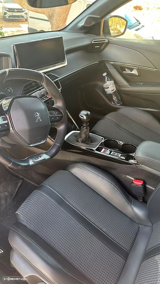 Peugeot 208 PureTech 100 GT Pack - 4