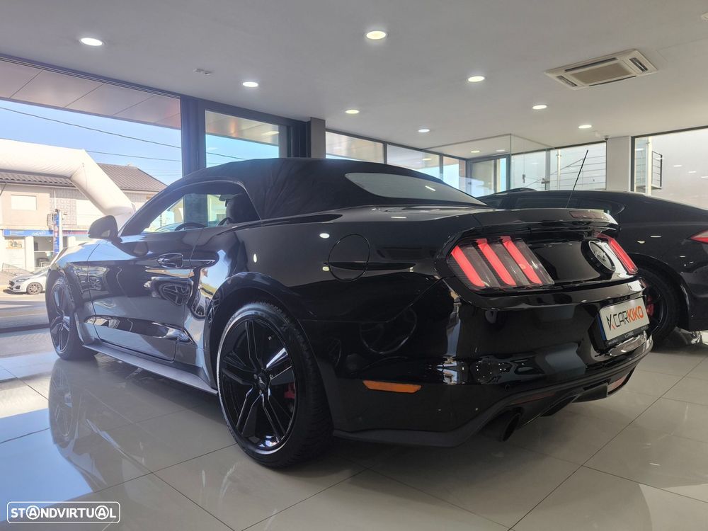 Ford Mustang 2.3i EcoBoost - 4