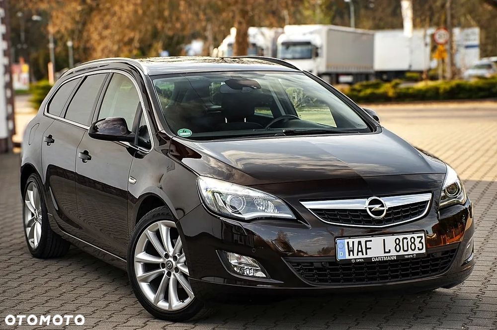 Opel Astra 1.4 Turbo Cosmo - 18
