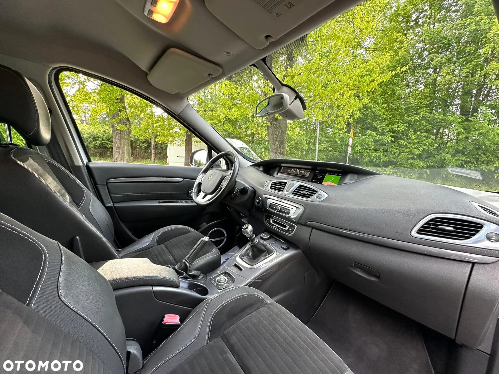 Renault Scenic Xmod 1.5 dCi Bose - 19