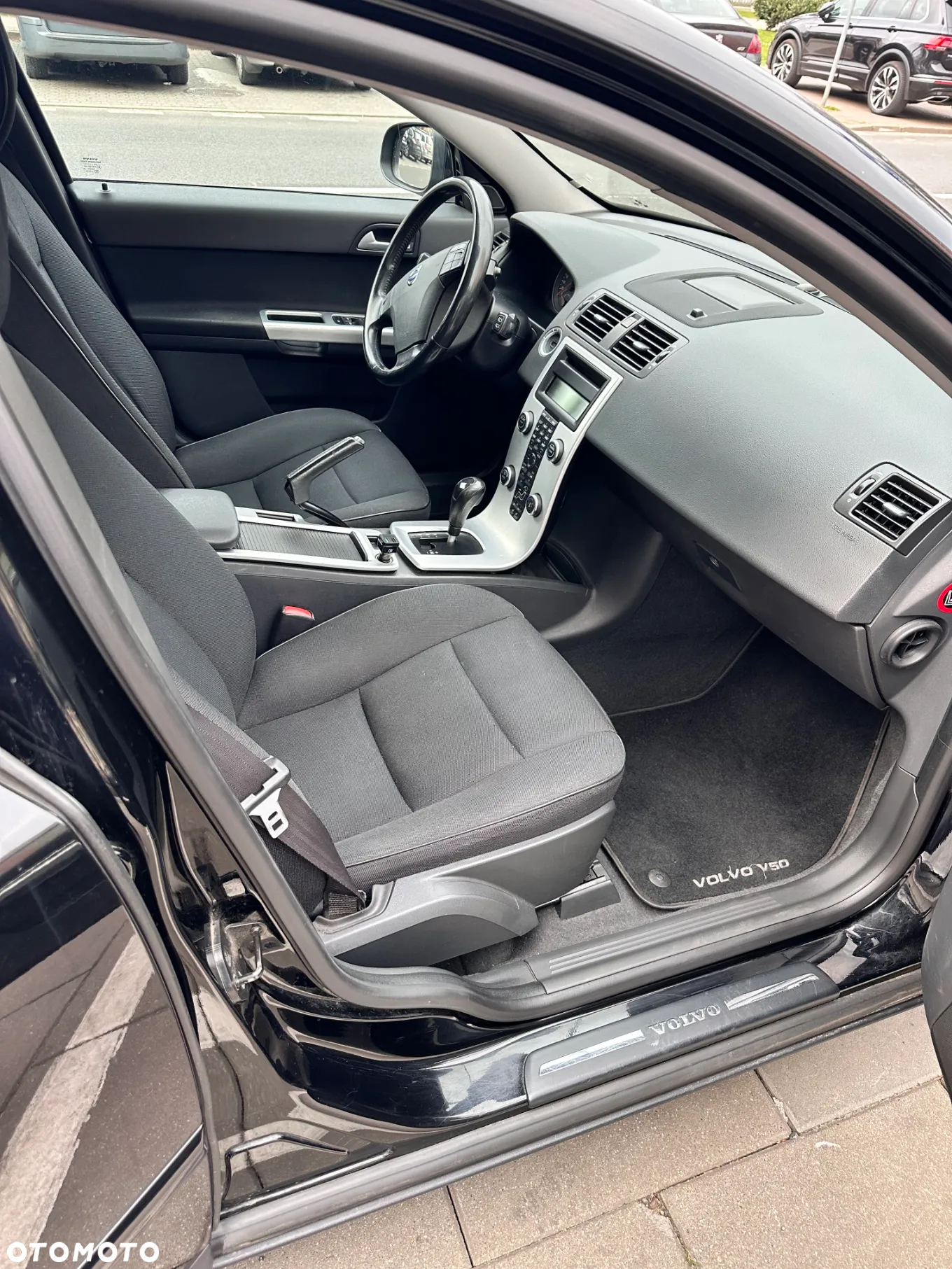 Volvo V50 2.0D DPF Powershift Kinetic - 12