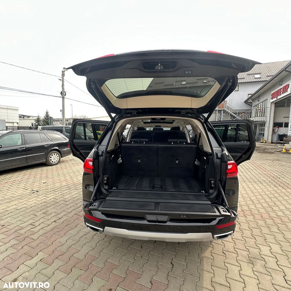 BMW X7 - 9
