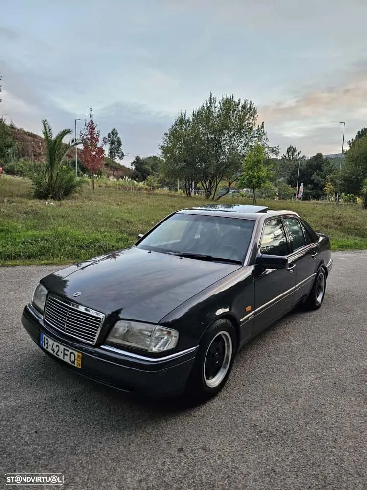 Mercedes-Benz 180 - 4