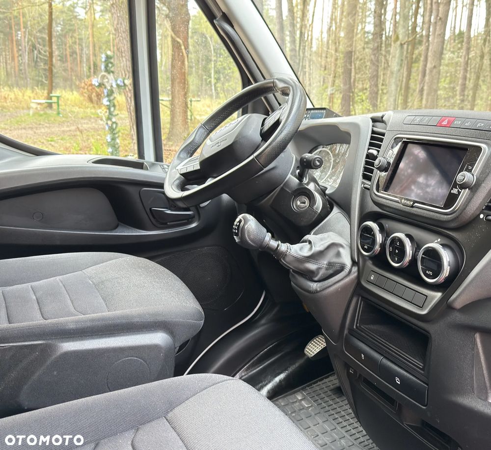 Iveco DAILY - 12