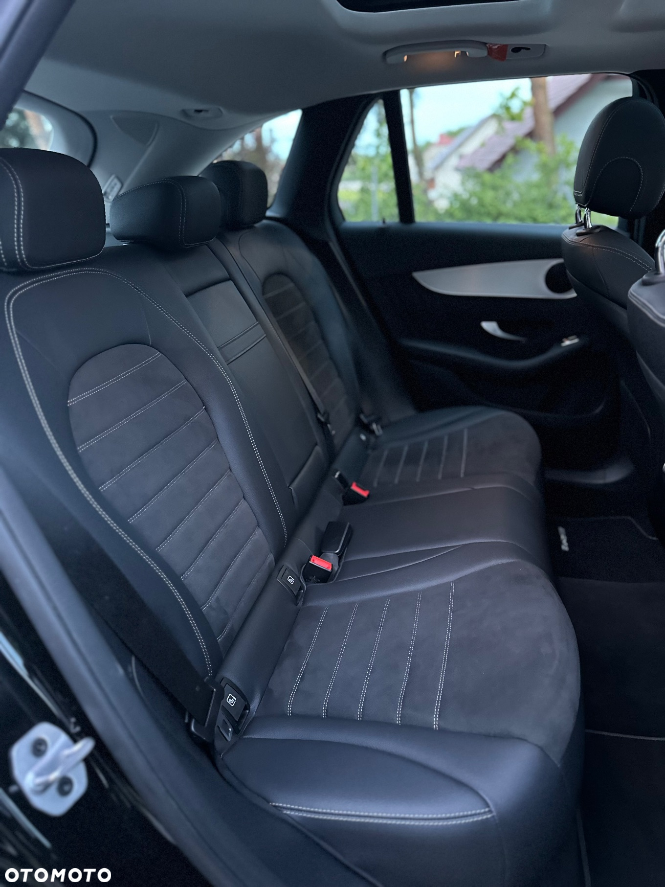 Mercedes-Benz GLC 300 de 4Matic 9G-TRONIC AMG Line Plus - 23