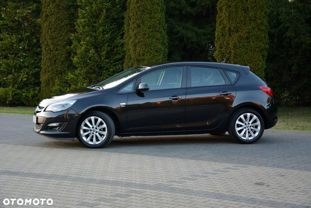 Opel Astra 1.4 Turbo Active - 11