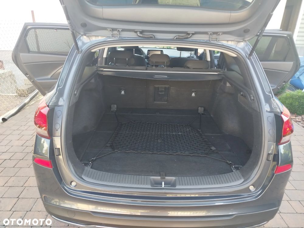 Hyundai i30 - 12