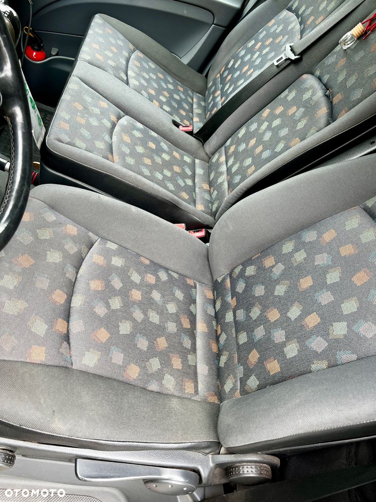 Mercedes-Benz Vito 639.705 - 17