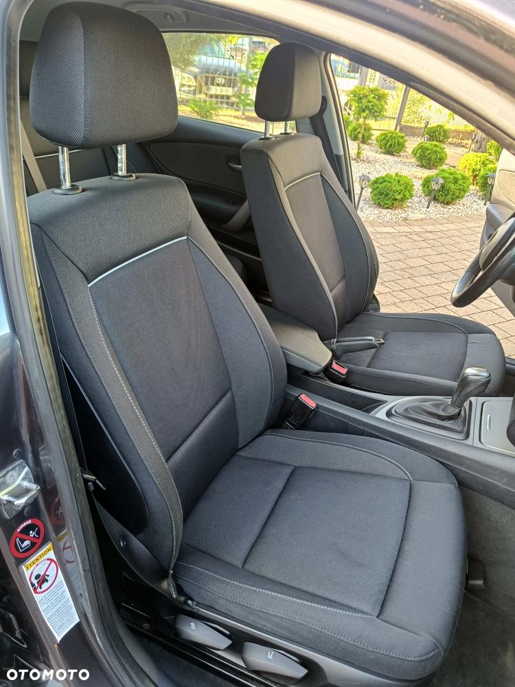 BMW Seria 1 118d DPF - 13