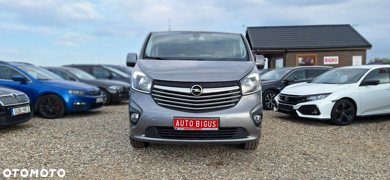 Opel Vivaro - 2