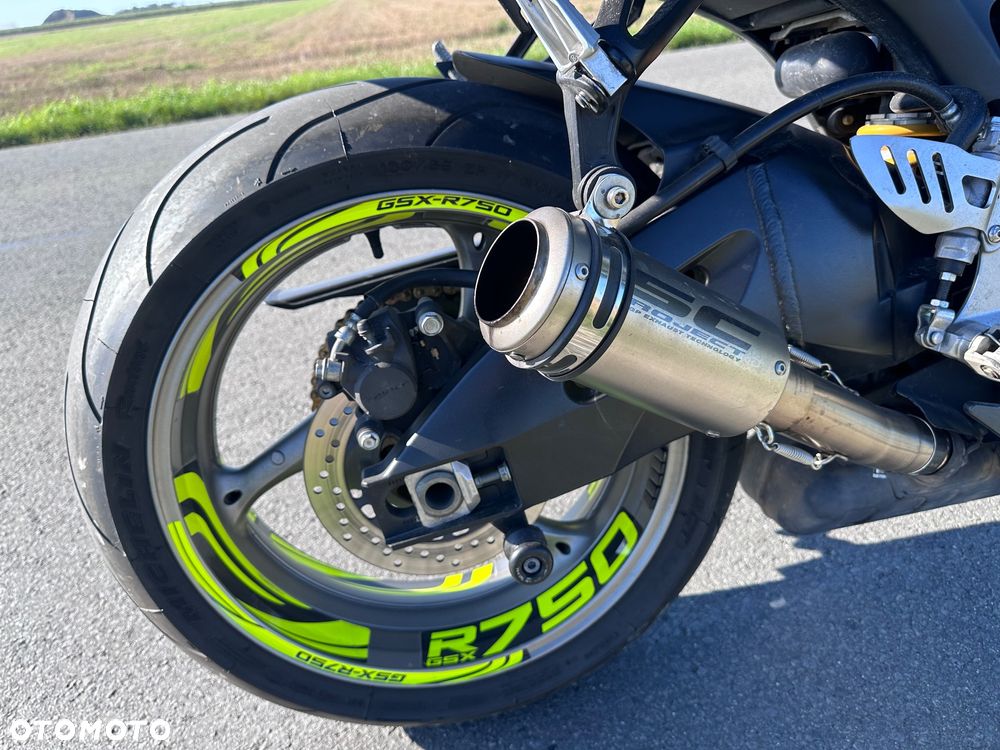 Suzuki GSX-R - 8