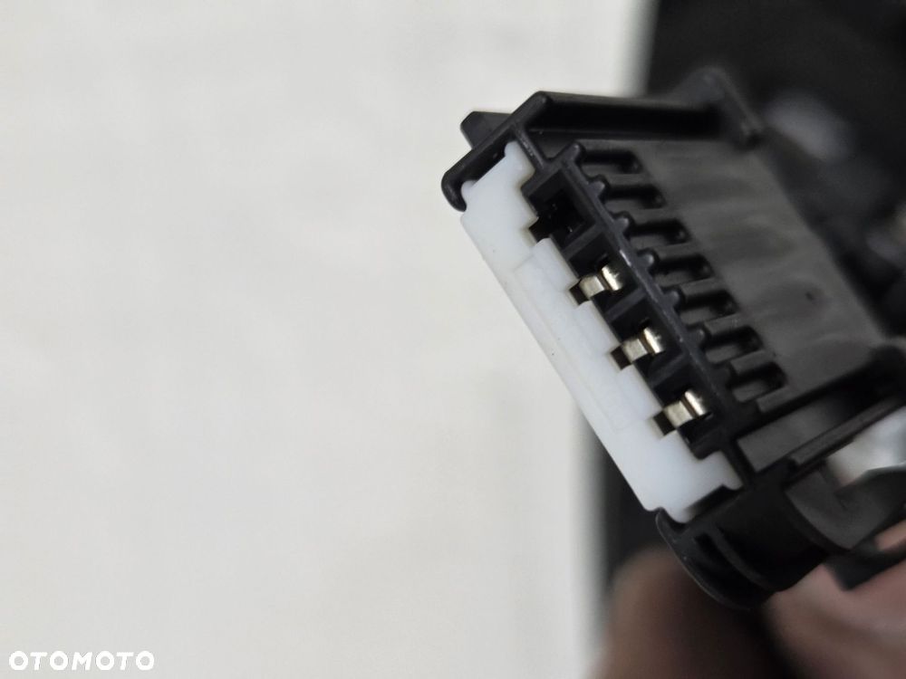 OPEL ZAFIRA C  LAMPA TYŁ LEWA 13292358 LED - 9