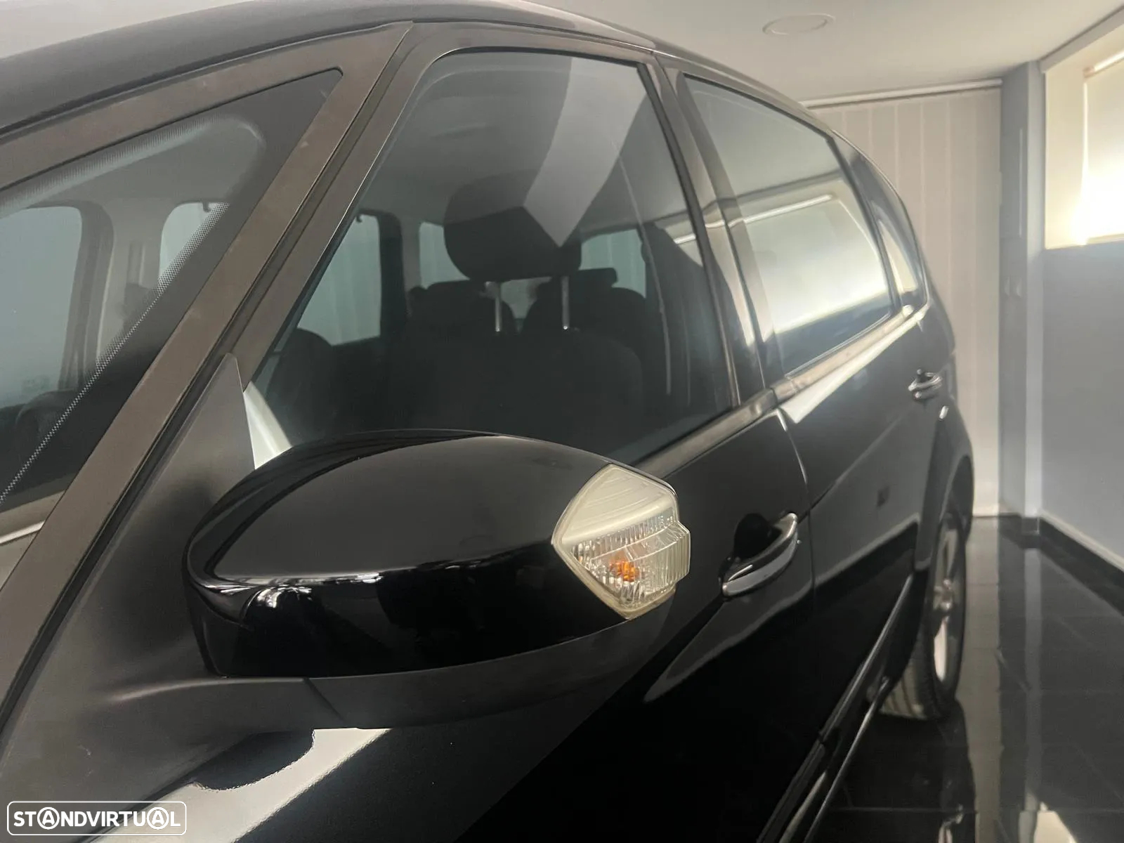 Ford S-Max 1.8 TDCi Titanium 7L - 9