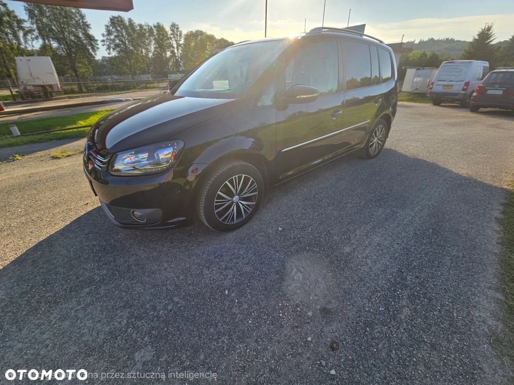 Volkswagen Touran 2.0 TDI DPF Highline DSG - 11