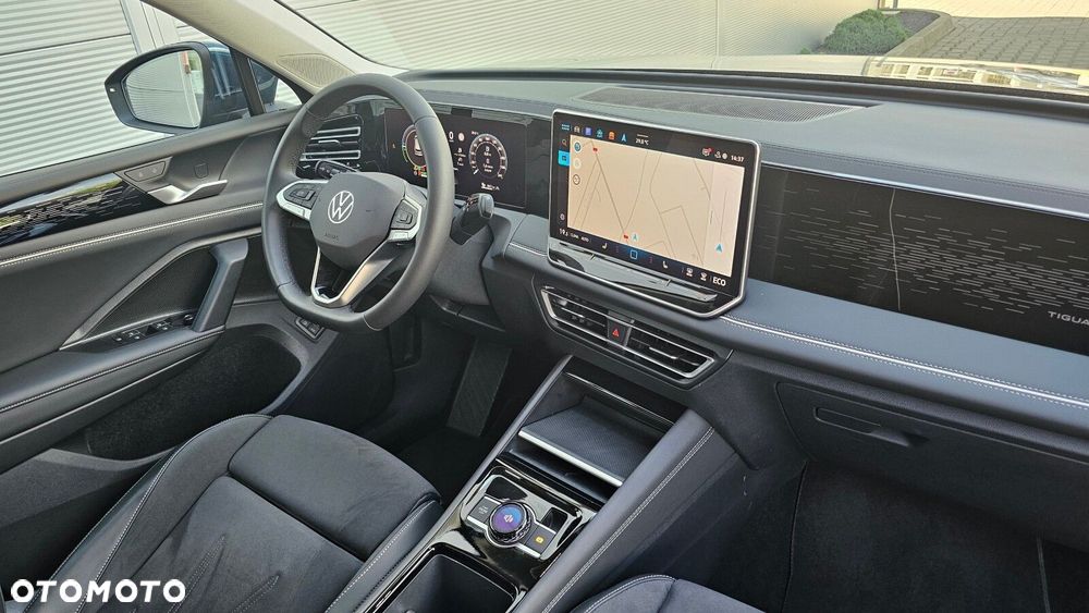 Volkswagen Tiguan - 33