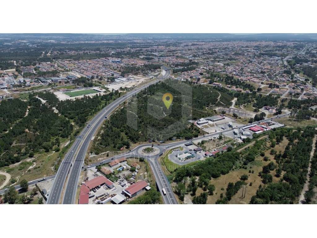 Terreno com potencial único para investimento em Seixal, perto de a... - Grande imagem: 4/16