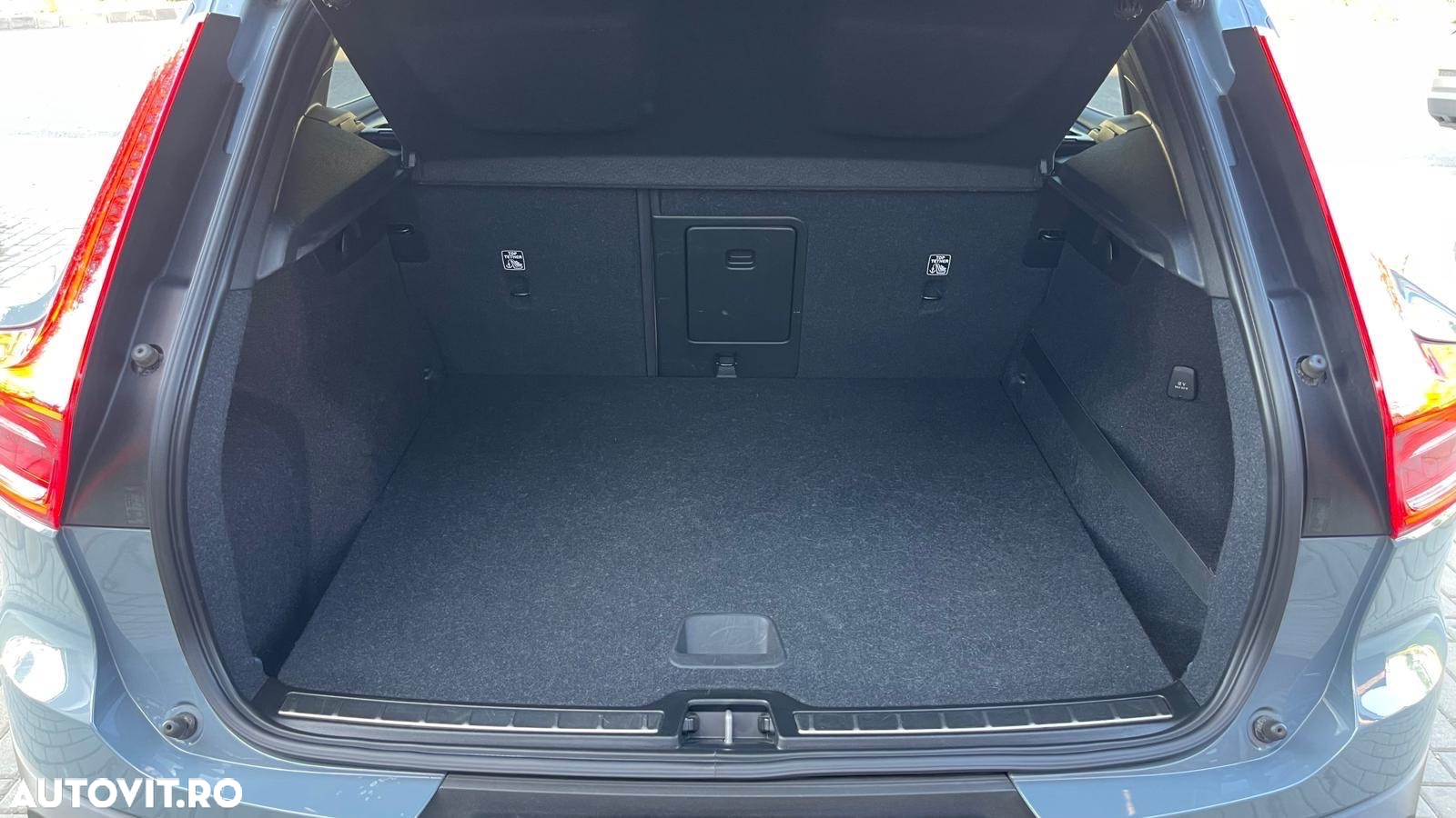 Volvo XC 40 D4 AWD Geartronic Inscription - 37