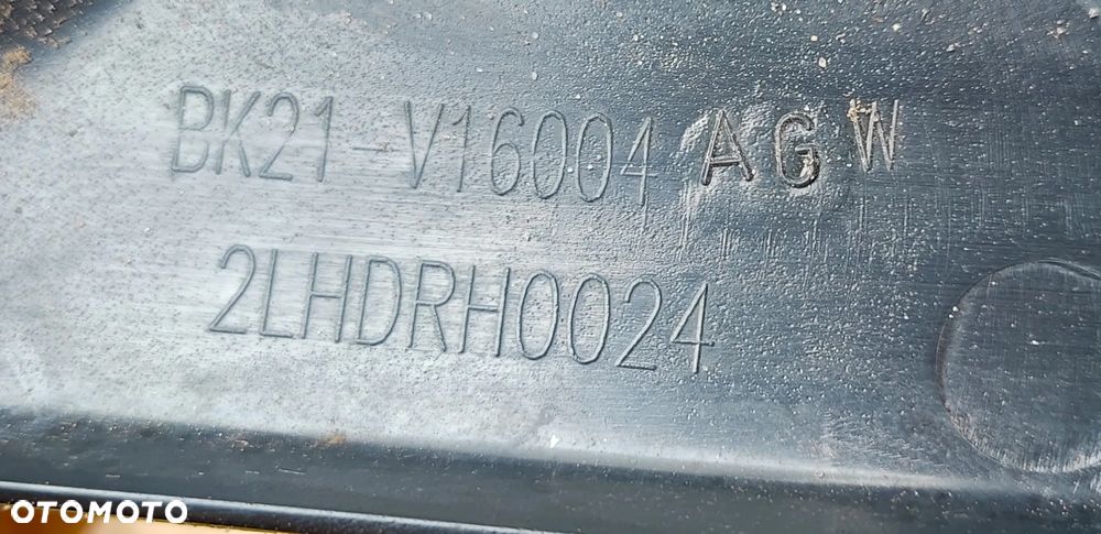 Oryginalny Plastik Trójkąt Na Błotnik Lusterka Prawy Lewy Ford Custom 2013-2023 - 2