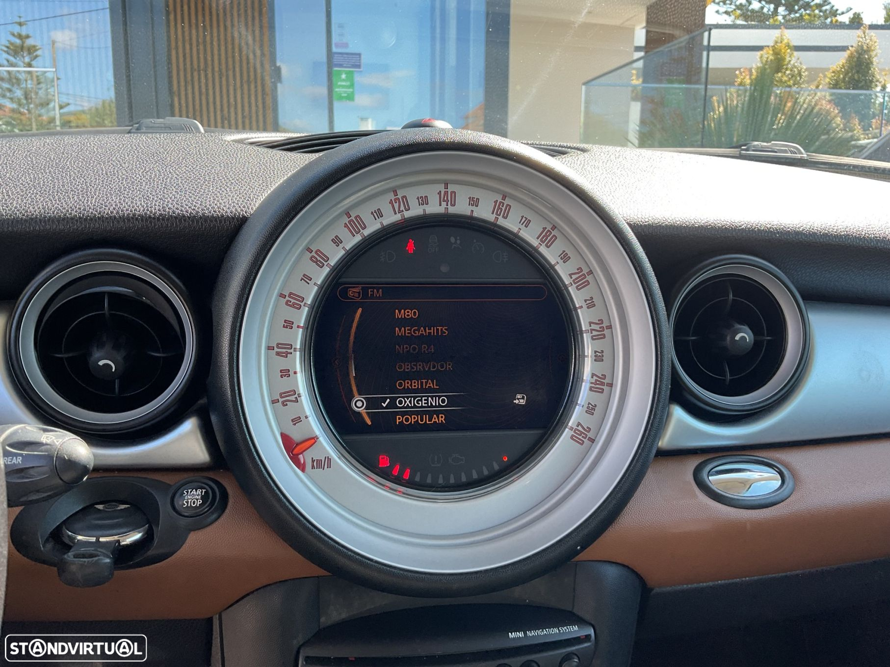 MINI 3 Portas Cooper D - 24