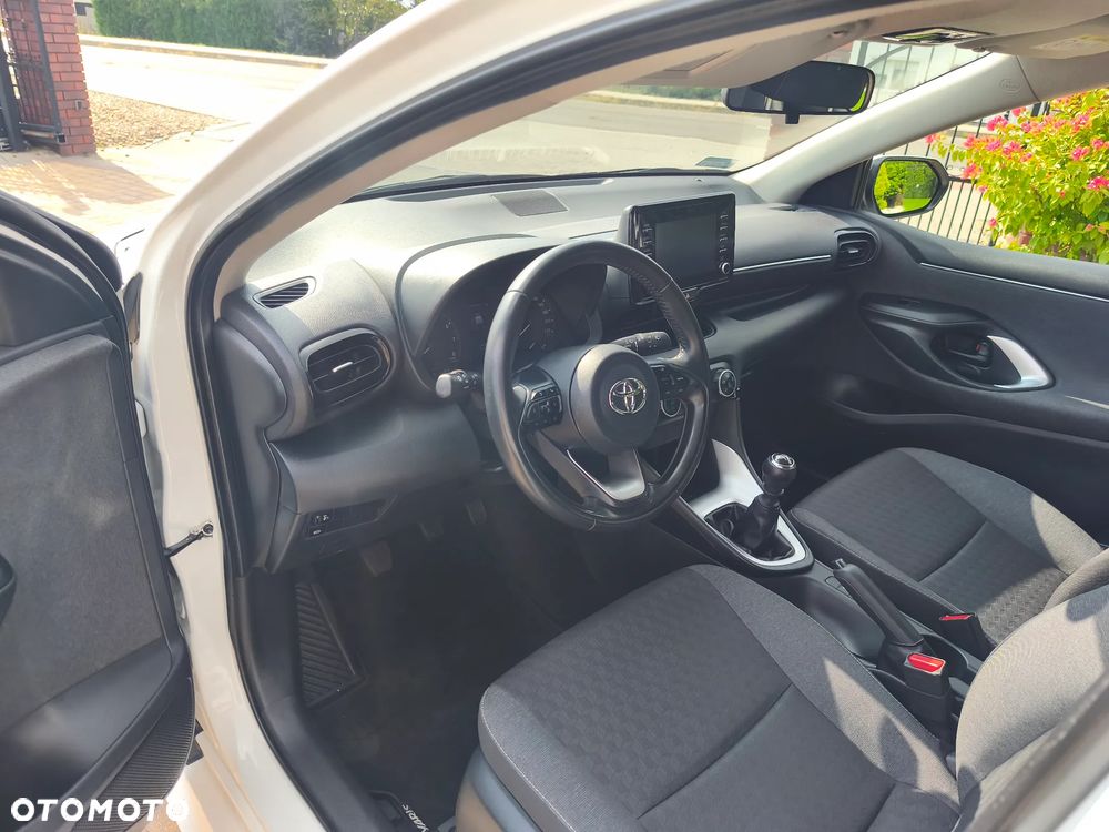 Toyota Yaris 1.5 Comfort - 10