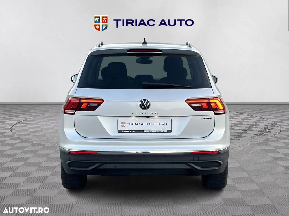 Volkswagen Tiguan - 5