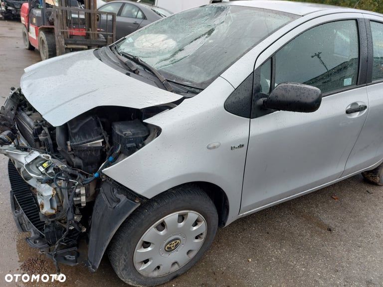 TOYOTA YARIS ii 1,4 D4d turbina turbosprezarka - 9
