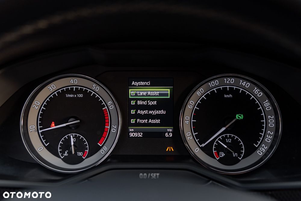 Skoda Superb 2.0 TSI DSG SportLine - 25