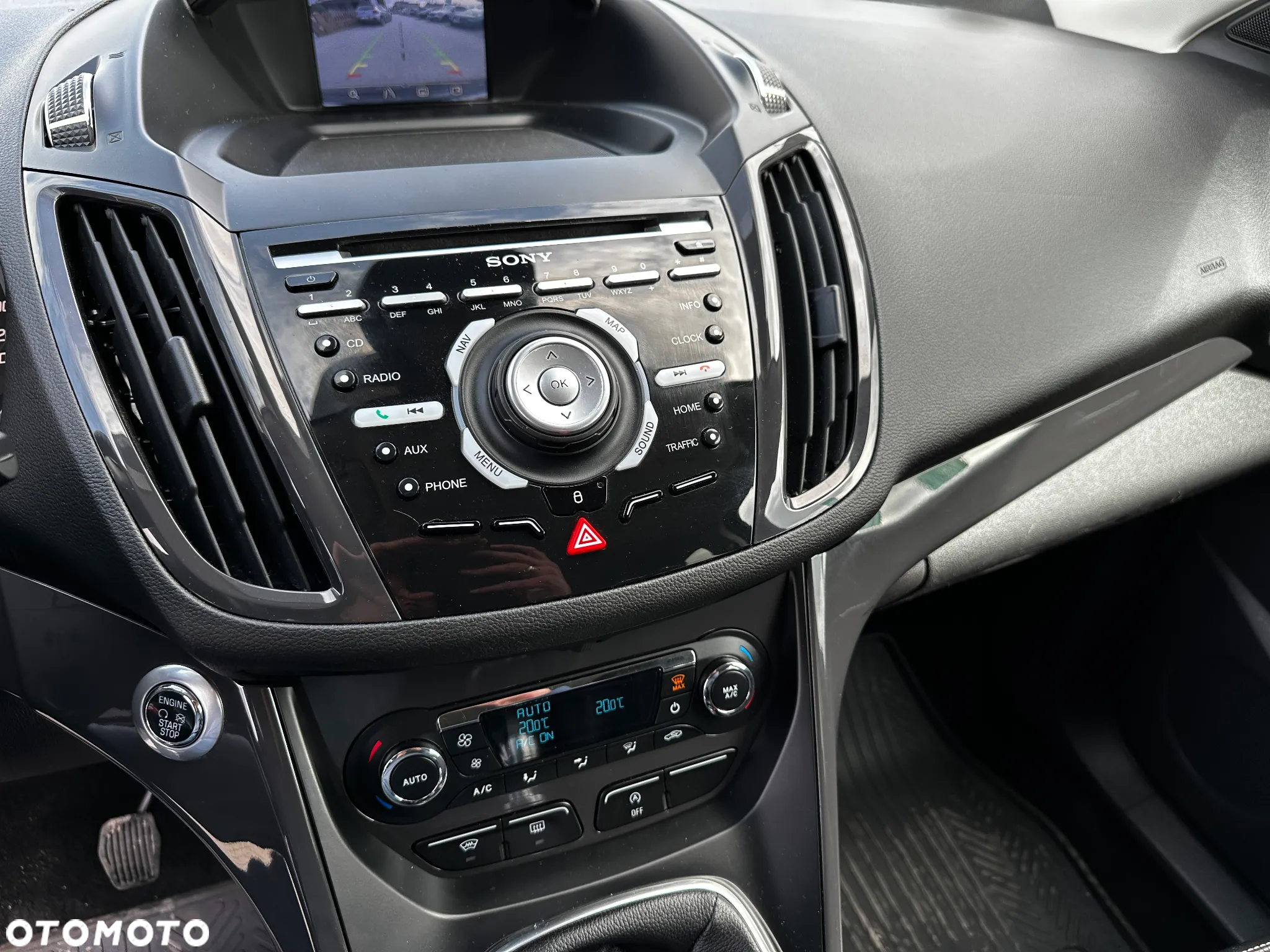 Ford Kuga - 14