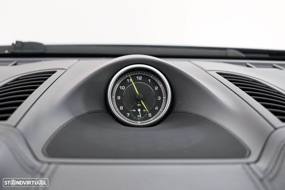 Porsche Cayenne - 22