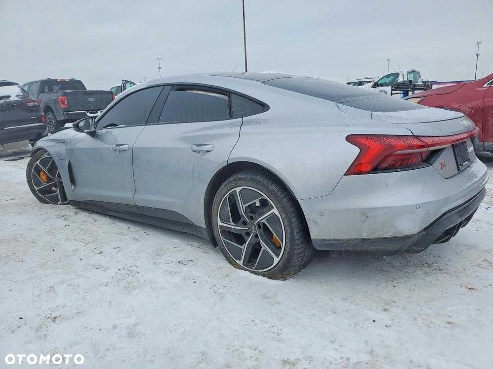 Części do samochodu Audi RS e-tron z 2024 roku, wersja USA. - 5