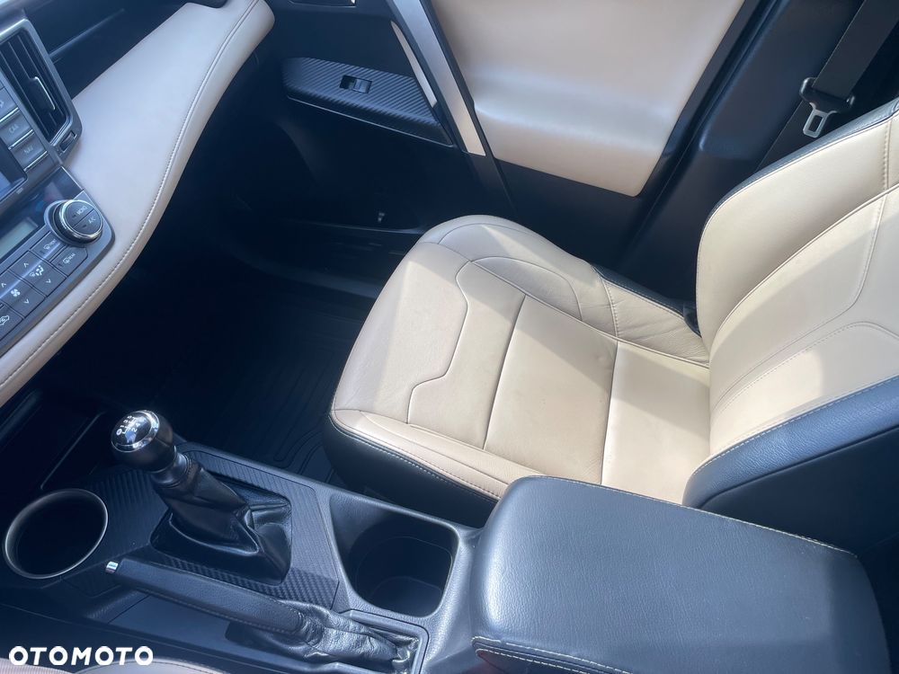 Toyota RAV4 2.0 D-4D Prestige - 7