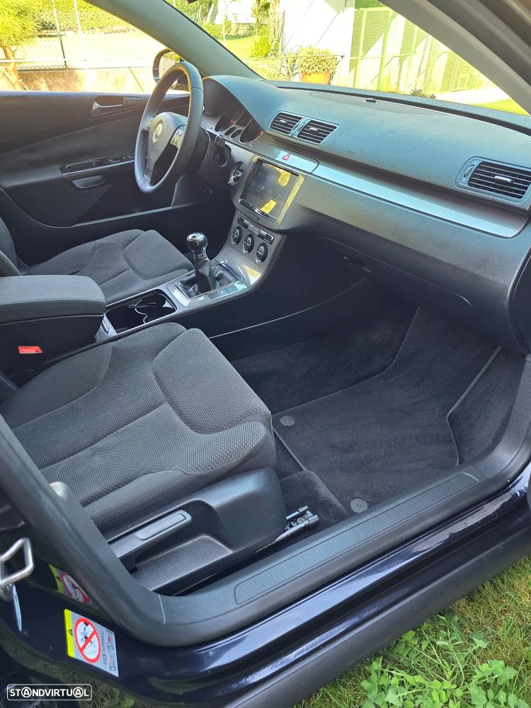 VW Passat Variant 1.9 TDi Confortline - 17