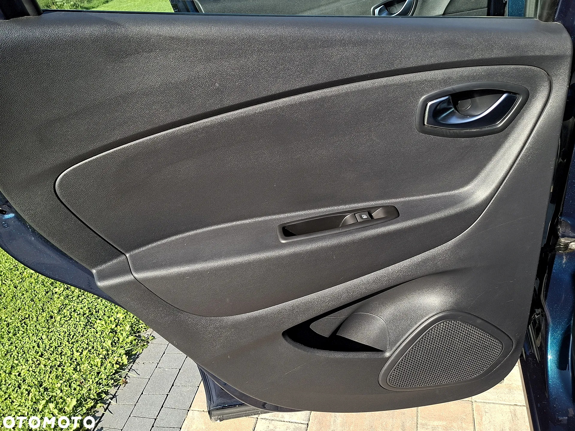 Renault Captur - 21