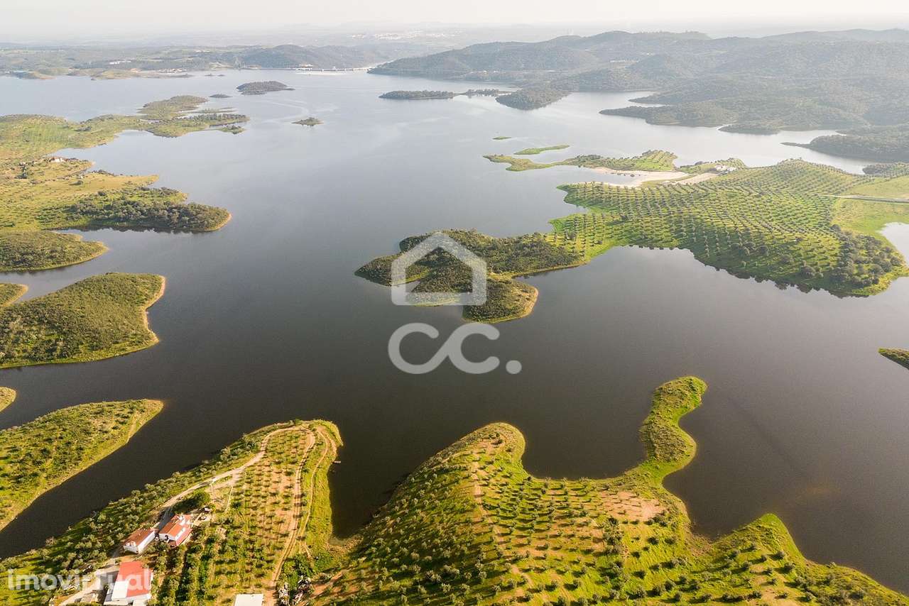 Terreno de 7500m2 c/ poço | Alqueva - Grande imagem: 4/47