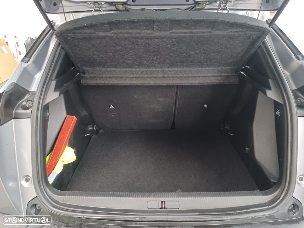 Peugeot 2008 1.2 PureTech Active - 10