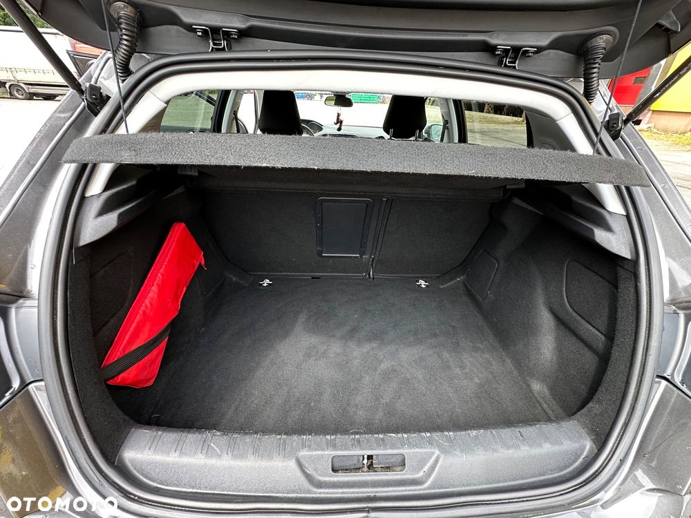 Peugeot 308 1.5 BlueHDi Allure S&S EAT6 - 13