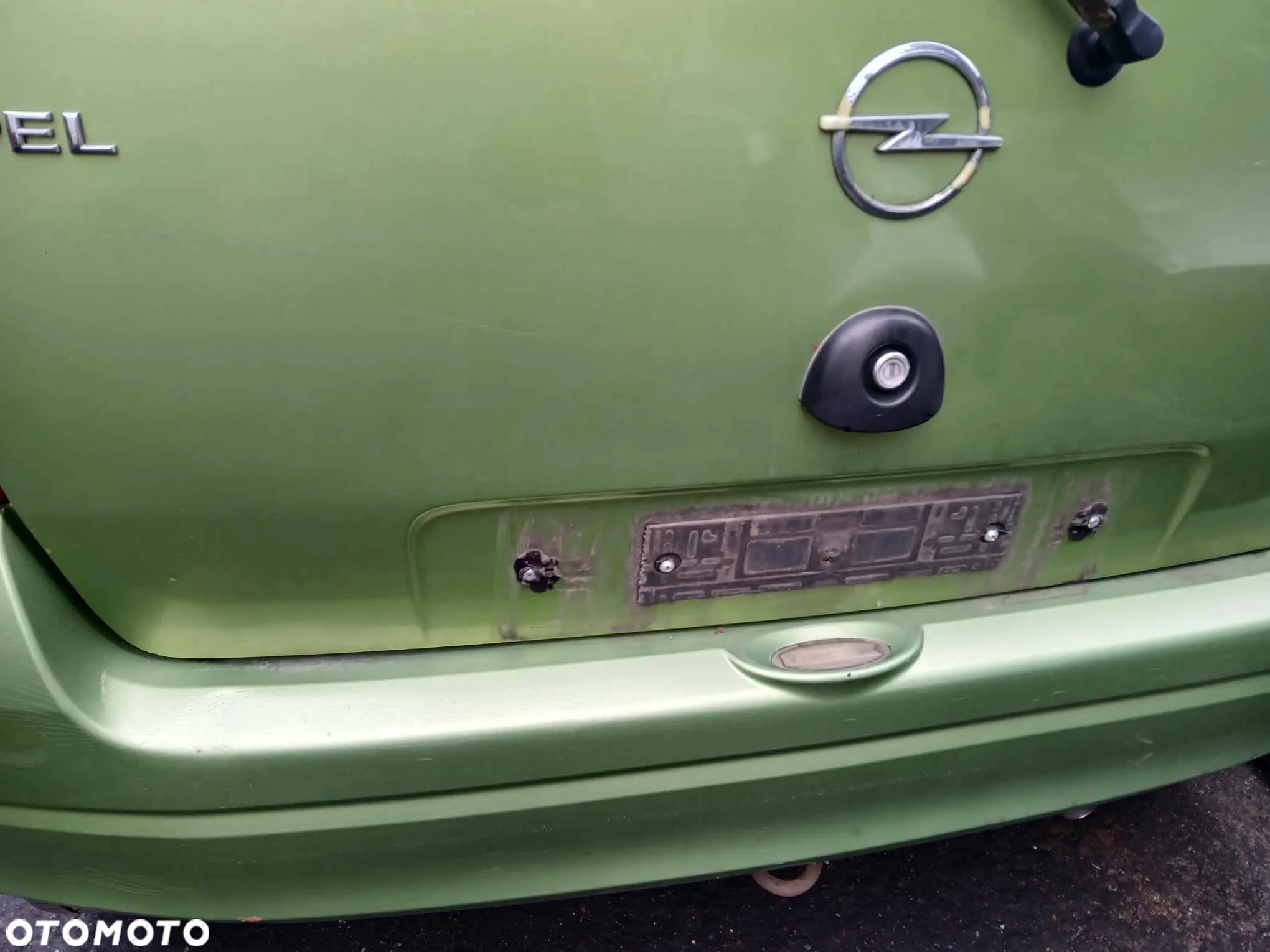Opel Agila Klapa bagażnika - 3