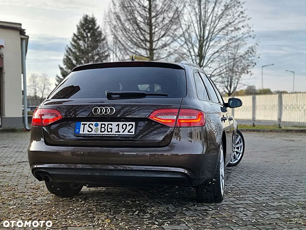 Audi A4 Avant 2.0 TDI DPF S line Sportpaket - 13