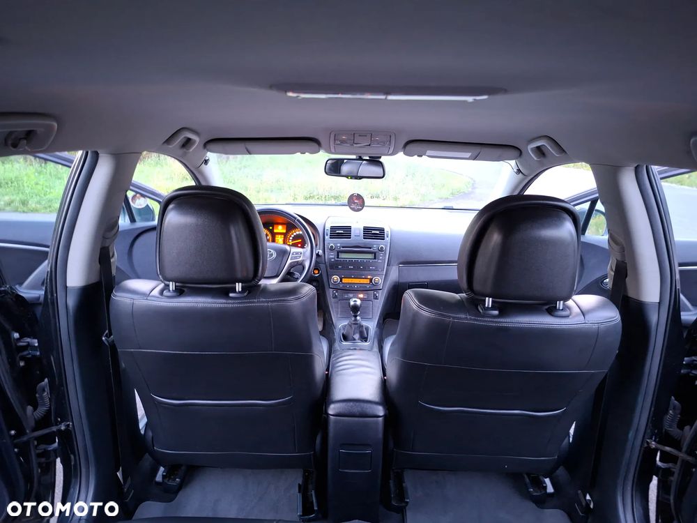 Toyota Avensis 2.0 D-4D Sol - 15