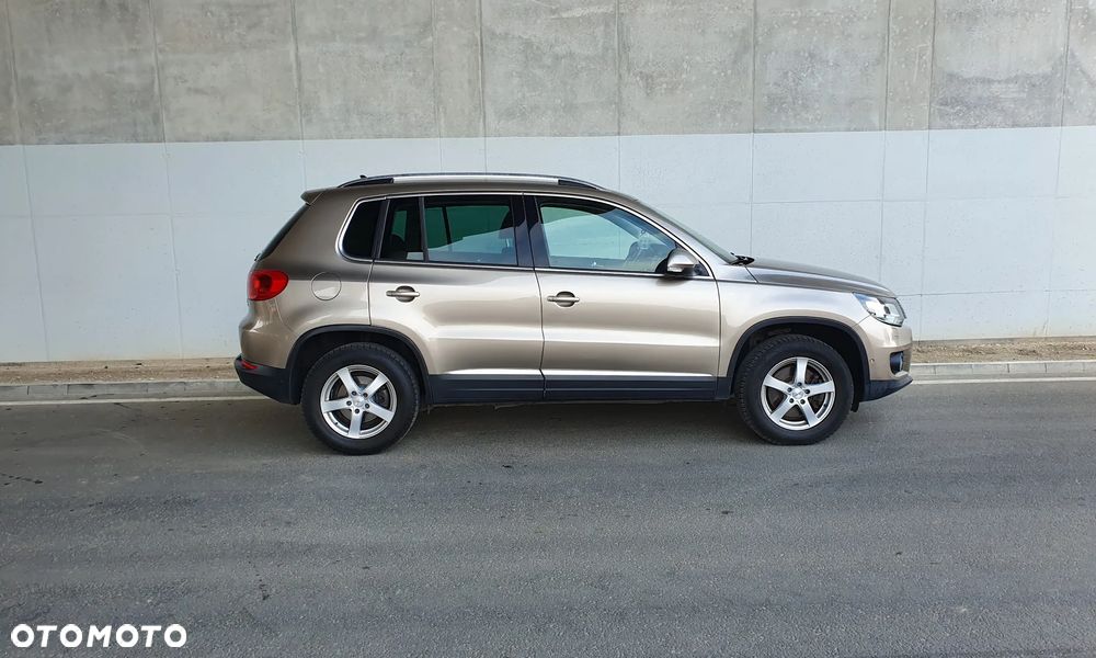 Volkswagen Tiguan 1.4 TSI Perfectline - 8