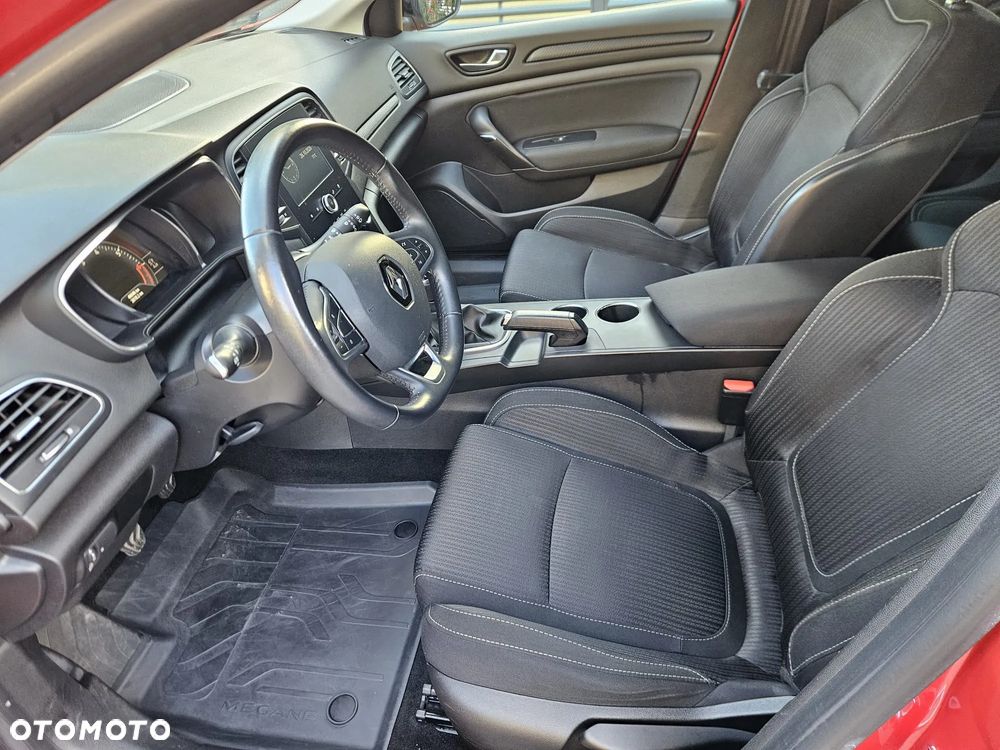 Renault Megane - 5