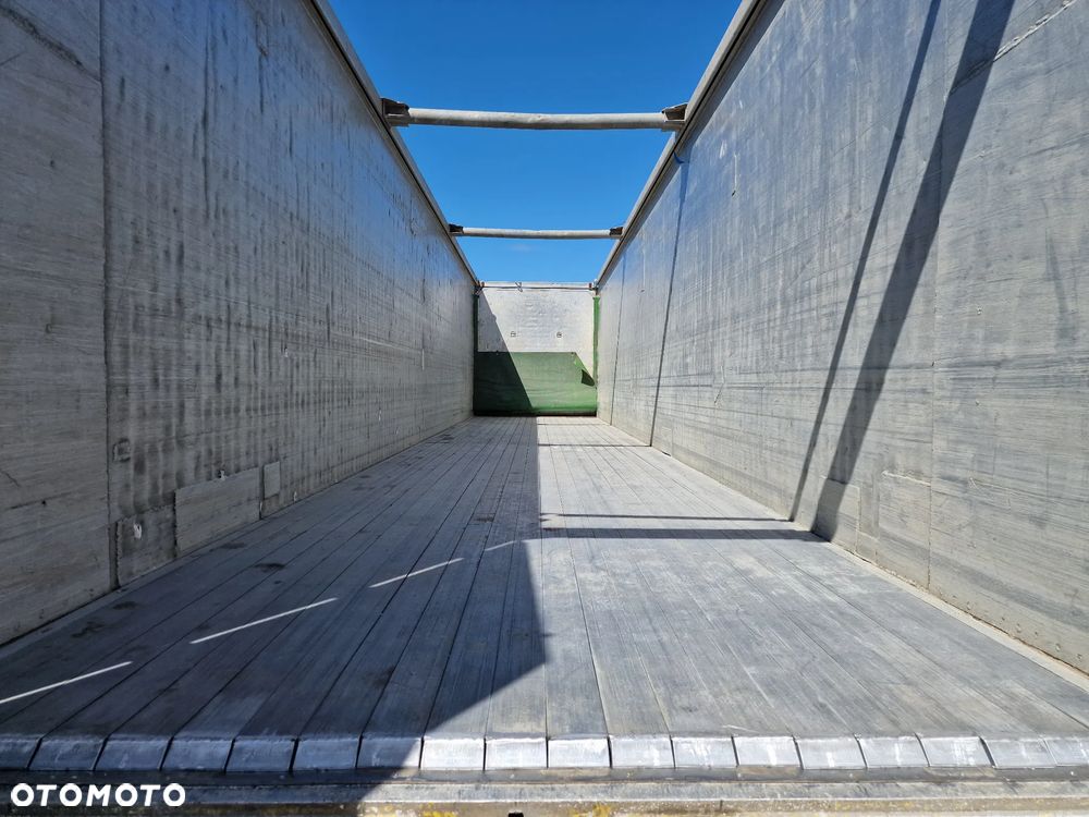 Knapen Ruchoma podłoga 92m3 2017 rok Podłoga 10 mm - 12