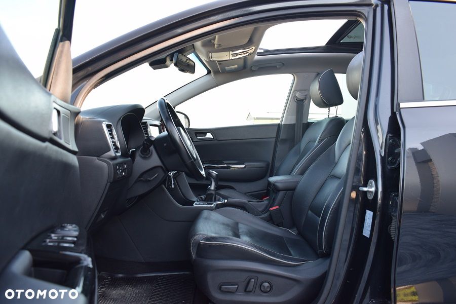 Kia Sportage 1.7 CRDI 2WD Dream-Team Edition - 6