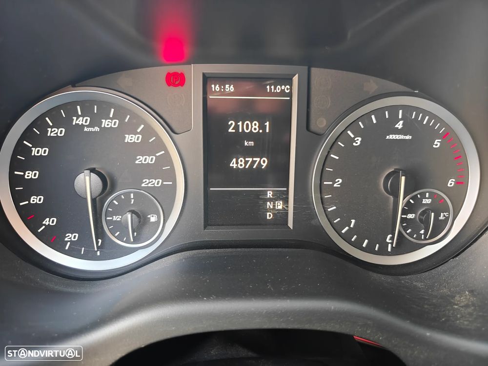 Mercedes-Benz Vito Tourer Longa Aut. SELECT - 16