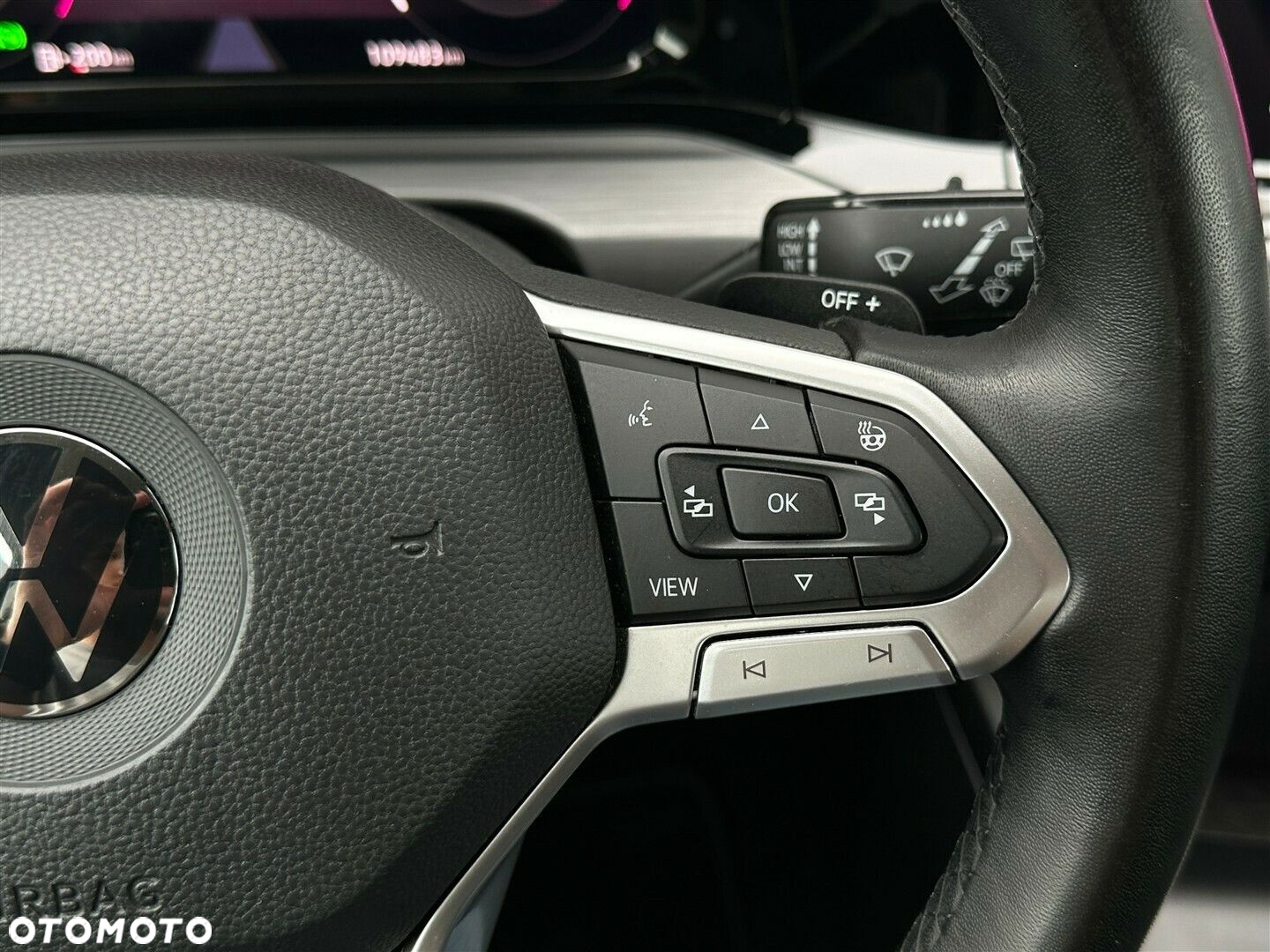 Volkswagen Golf - 19
